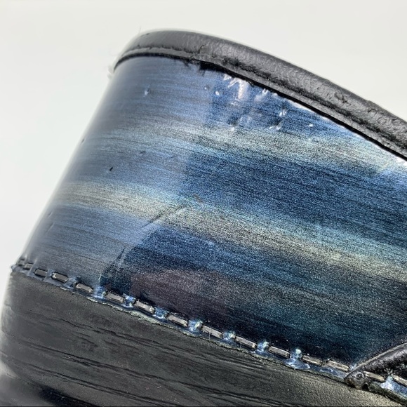 Dansko Women’s Blue Print Patent Leather Clogs - Picture 7 of 10